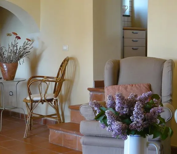 La Certaldina Apartment *